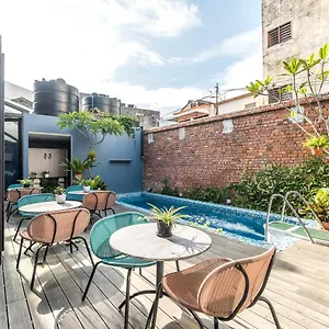 Tien Terrace Macalister George Town